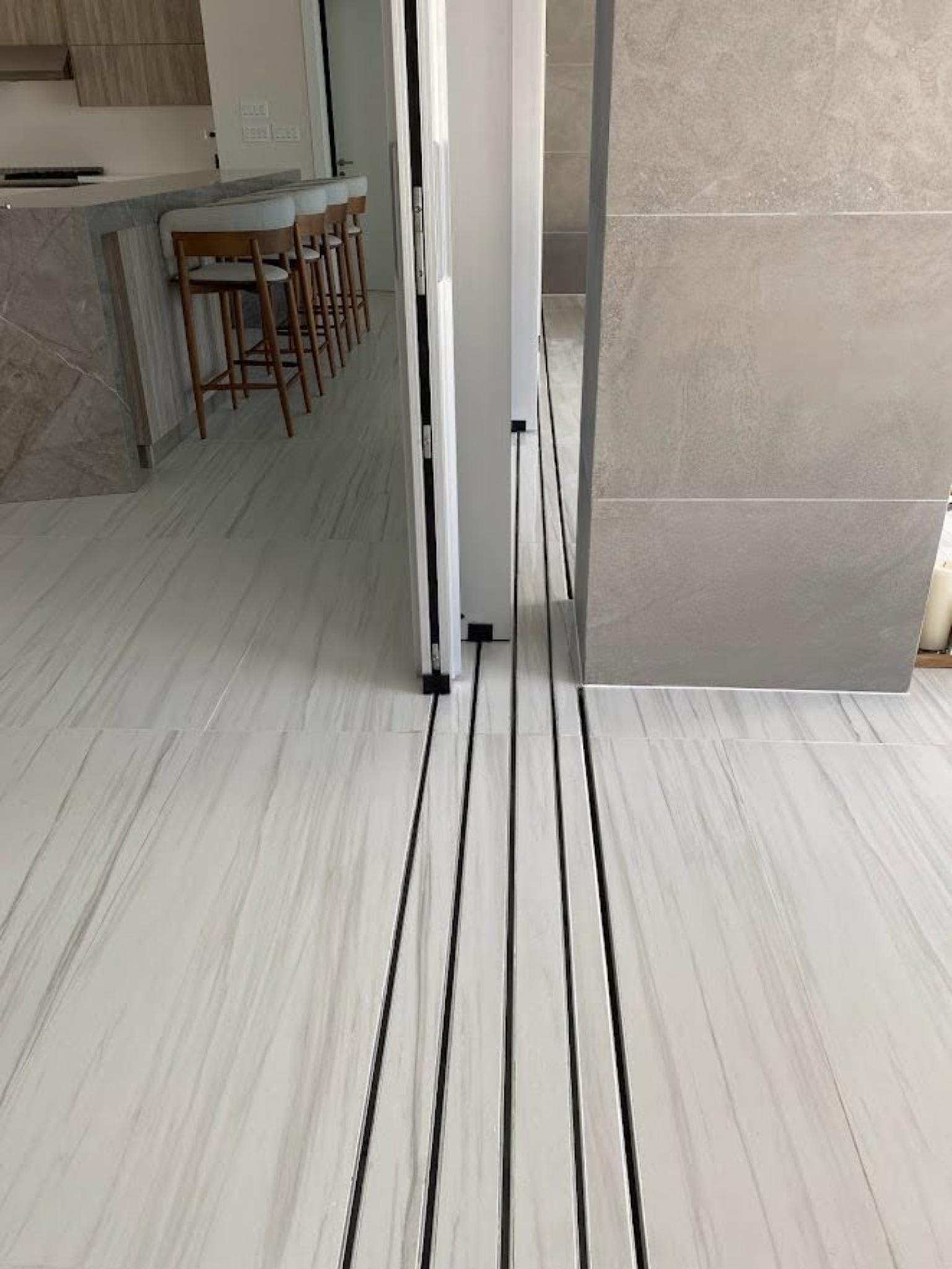 Ventanas y Puertas Correderas de Aluminio en República Dominicana — Eurolux SRL