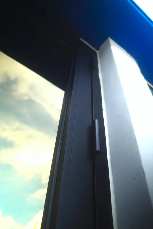 Puerta entrada casa cambio 2
